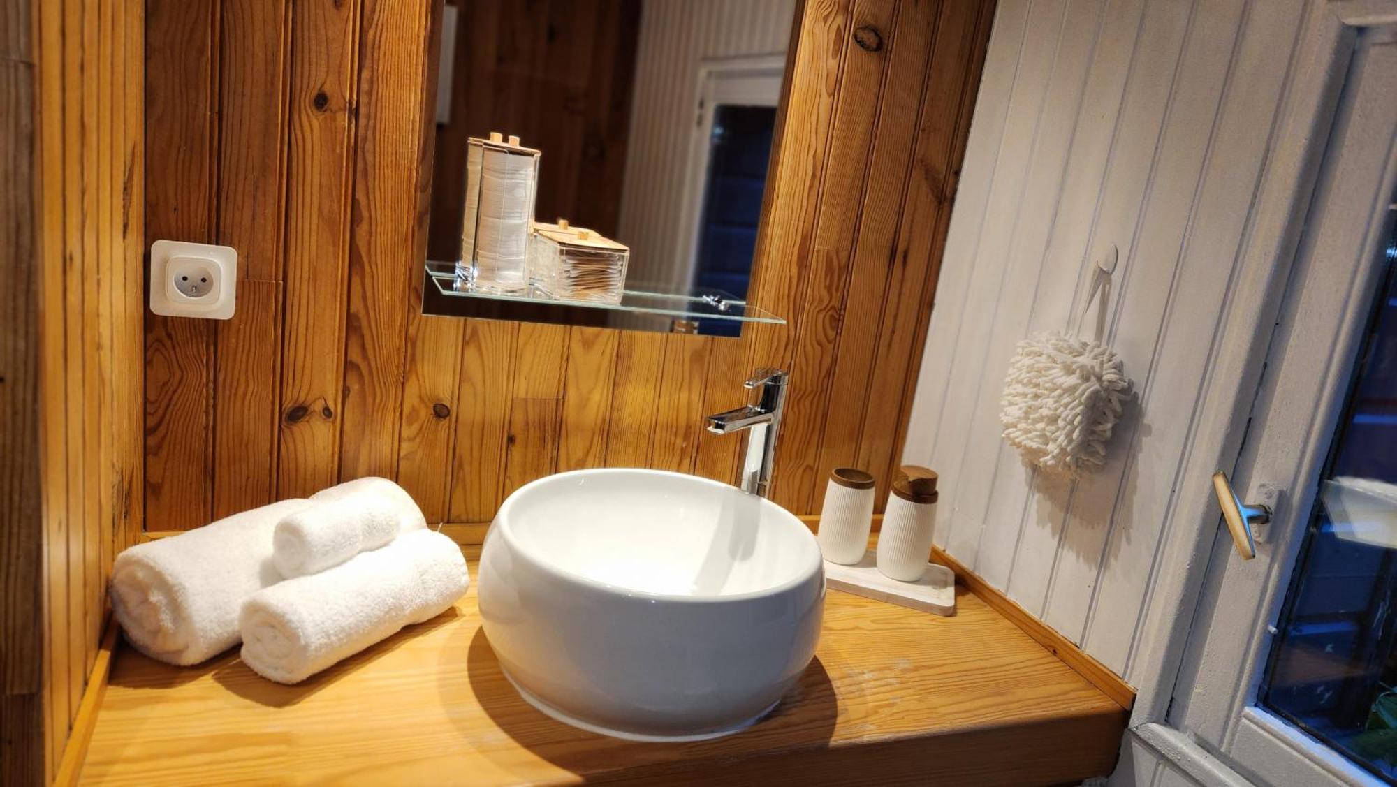 Jolie Maison De Campagne - Morisel ภายนอก รูปภาพ